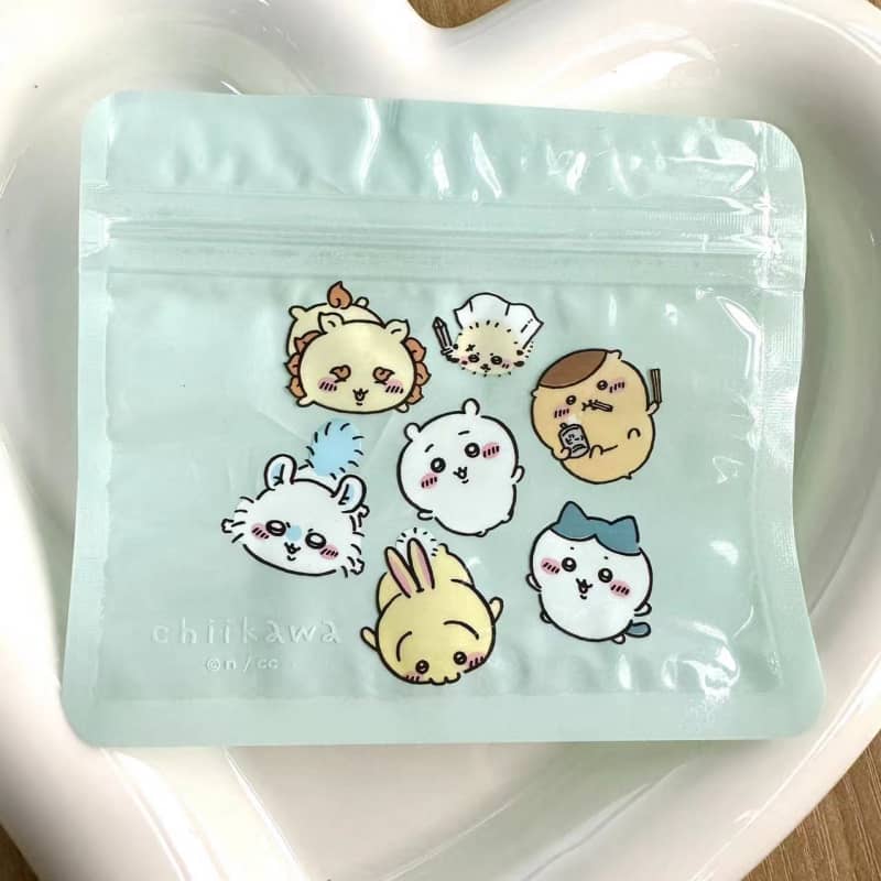 Special price Chiikawa storage bag