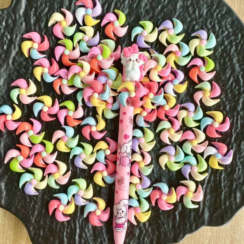 風車かざぐるまデコパーツ可愛いくるくるペン作れますよ～